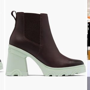 Sorel Brex Block Heel Boot Size 7